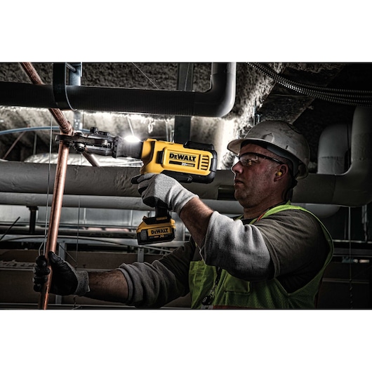 20V MAX* Cordless Press Tool with Jaws