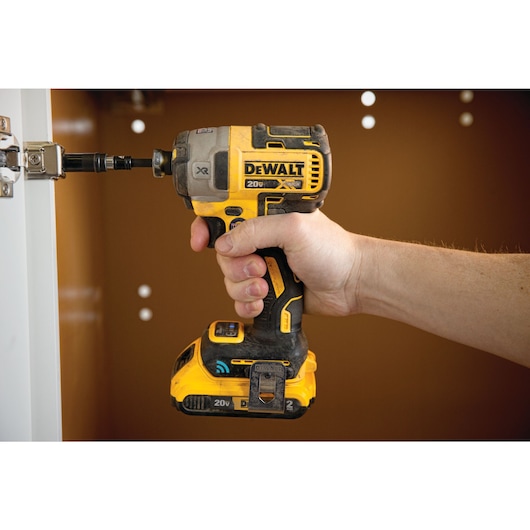 close up of BRUSHLESS TOOL CONNECT in action