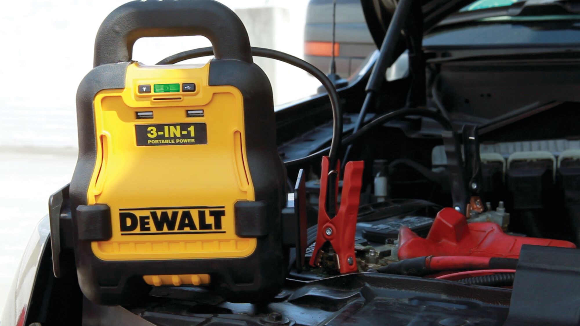 Cordless professional battery booster jump starting vehicle.
